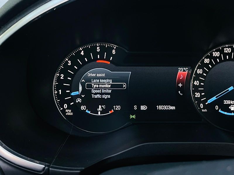 Ford Galaxy 2.0TDCi MANUÁL 7MÍST VÝHŘEV - fotka 53 z 57