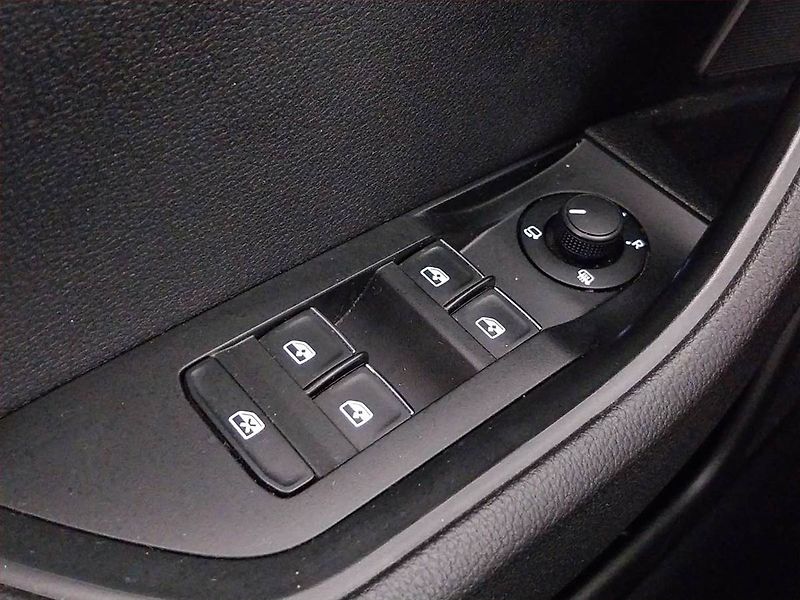 Škoda Superb (2016) Laurin&Klement 2.0 TDI - fotka 23 z 26
