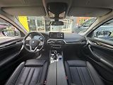 BMW Řada 5 (2023) 530d Touring xDrive - náhled 38