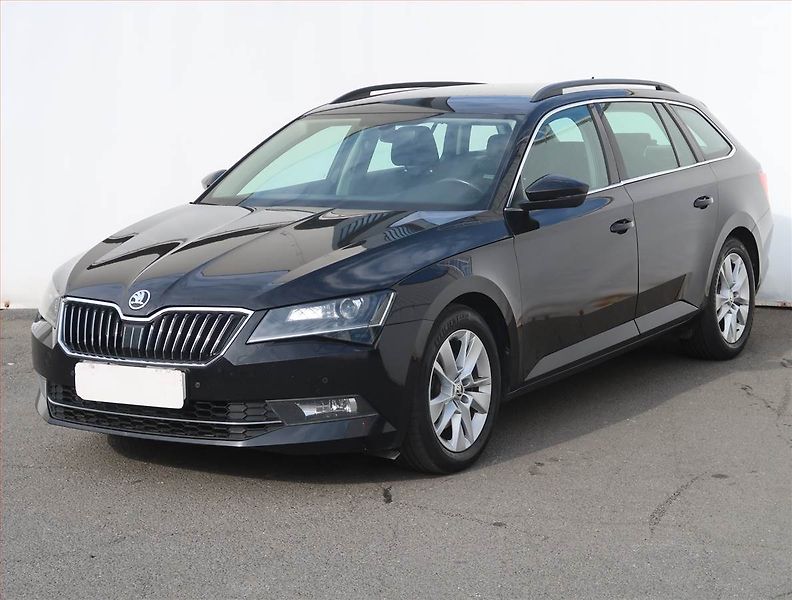 Škoda Superb (2017) Ambition Plus 2.0 TDI, Automat - fotka 2 z 21