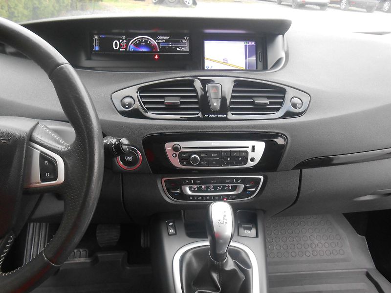 Renault Grand Scénic 2.0DCi, KAMERA,BOSSE - fotka 32 z 41