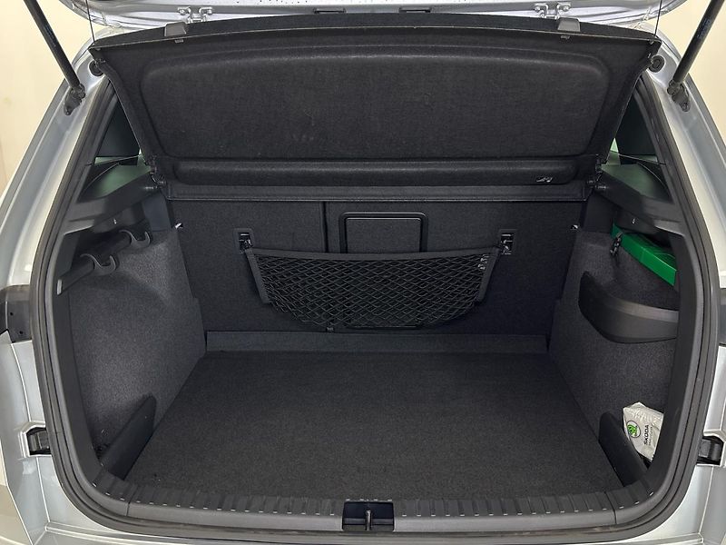 Škoda Karoq SportLine - fotka 10 z 28