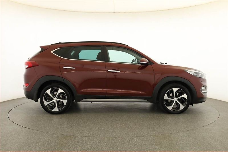 Hyundai Tucson (2016) Style 2.0 CRDi, 4X4, Automat - fotka 6 z 21