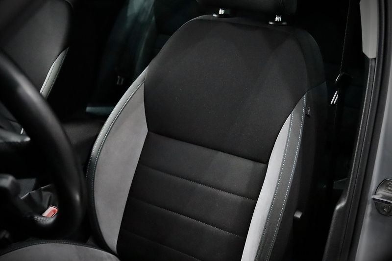 Škoda Octavia 3 Combi 1.4 TSI 110 kW - fotka 16 z 32