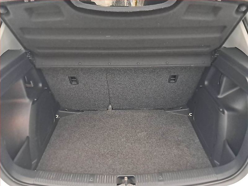 Škoda Fabia (2011) Ambition 1.2 TSI, Serv.kniha - fotka 13 z 15