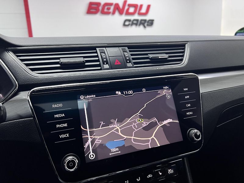 Škoda Superb 2.0 TSI 140 kW Style Servis - fotka 44 z 50