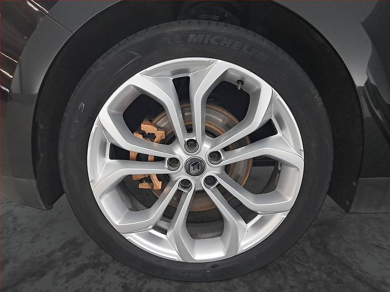 Renault Grand Scénic (2019) Zen 1.3 TCe, Serv.kniha - fotka 14 z 17