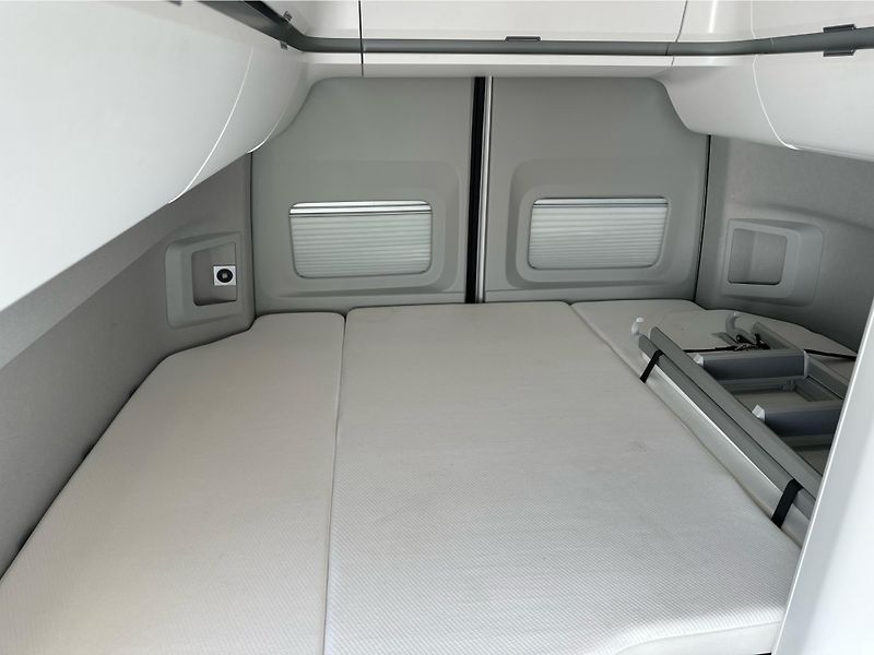 Volkswagen Grand California 600 2.0 TDI 120kW DSG, Clima - fotka 25 z 29