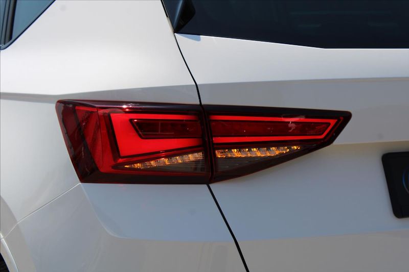 Cupra Ateca 1,5 TSI  ČR,1.MAJ,A/T,ZÁRUKA - fotka 38 z 38