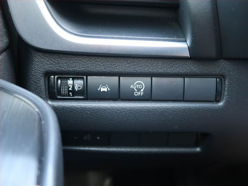 Nissan Qashqai (2022) Acenta 1.3 DIG-T - fotka 17 z 20