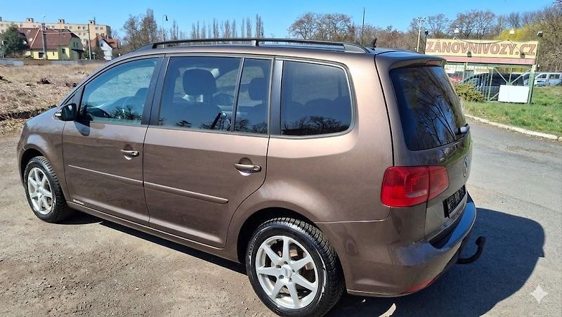 Volkswagen Touran 2.0 TDI 7míst,servisní histori - fotka 4 z 41