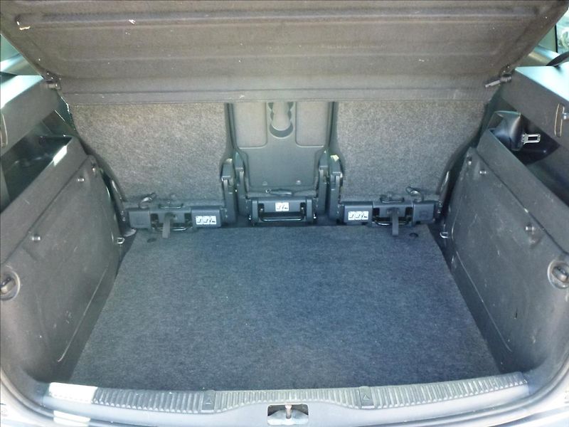Škoda Roomster 1,9 TDI -  BEZ KOROZE !!!!!!! - fotka 23 z 54