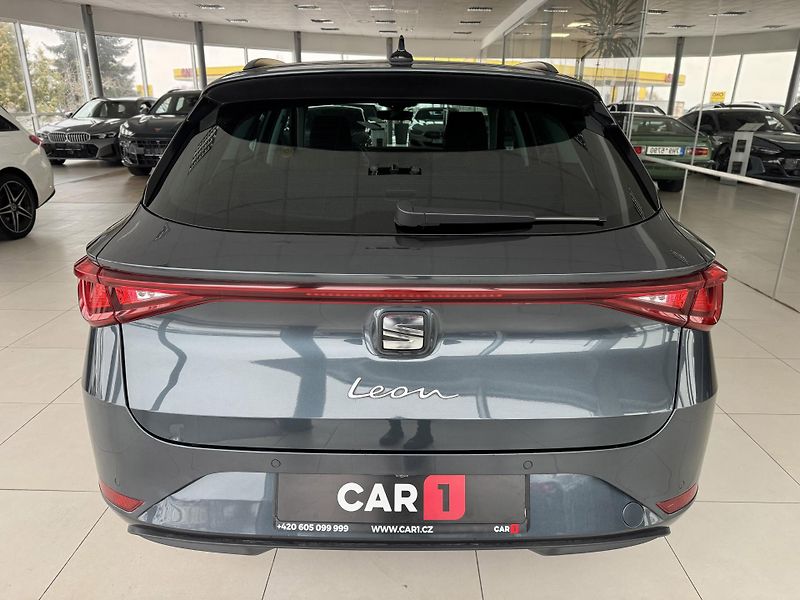 Seat Leon 1,0eTSI DSG*STYLE*Kamera*DPH - fotka 6 z 34