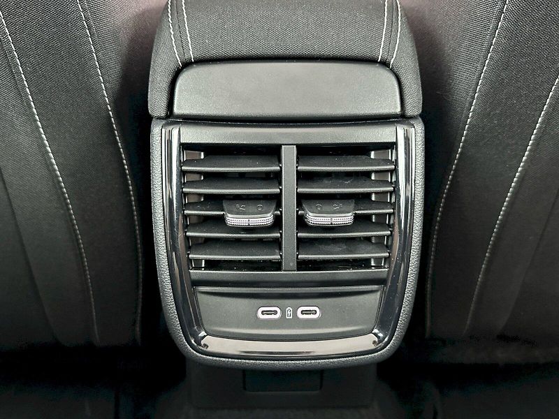Škoda Kamiq (2025) DSG 1.0TSI 85kW Monte Carlo - fotka 28 z 33