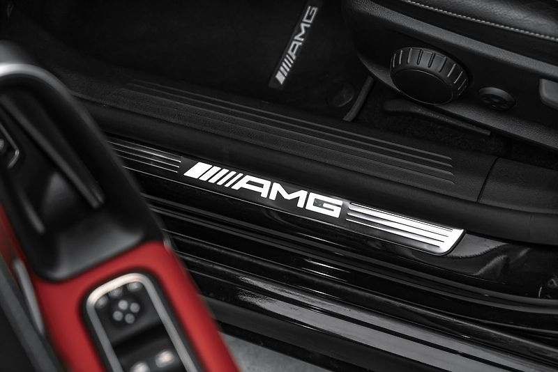 Mercedes-Benz CLA 4M Night Burmester - fotka 19 z 23