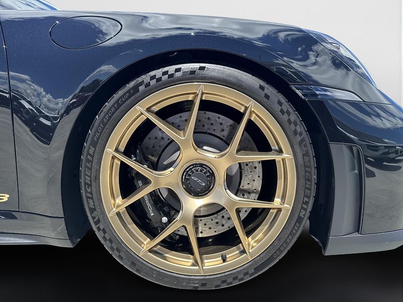 Porsche 911 GT3 - fotka 11 z 30