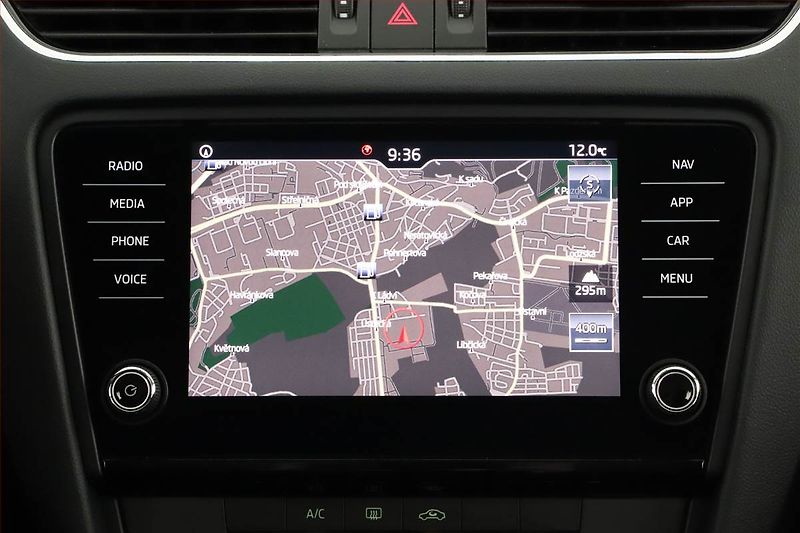 Škoda Octavia (2019) Ambition 1.6 TDI, ČR,1.maj - fotka 9 z 13