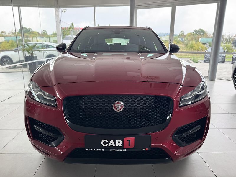 Jaguar F-Pace 20d AWD*AUT*R-SPORT*REZERVACE! - fotka 3 z 39