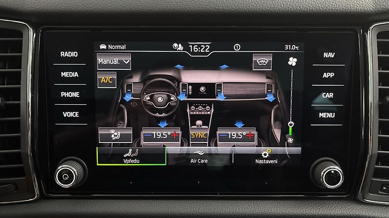 Škoda Kodiaq 2.0 TDI DSG 4x4 Style - fotka 27 z 29