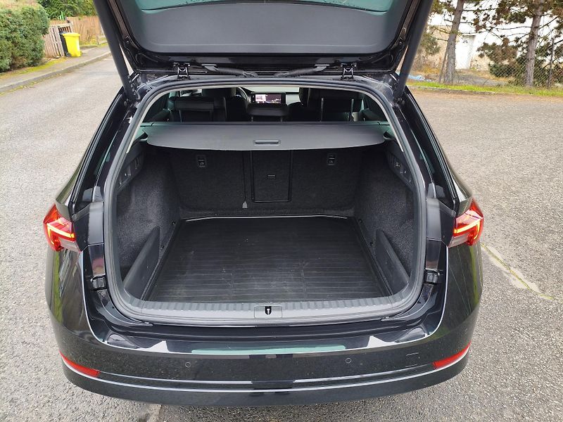 Škoda Octavia (2024) 2,0 TDI 110Kw DSG Style combi - fotka 26 z 35