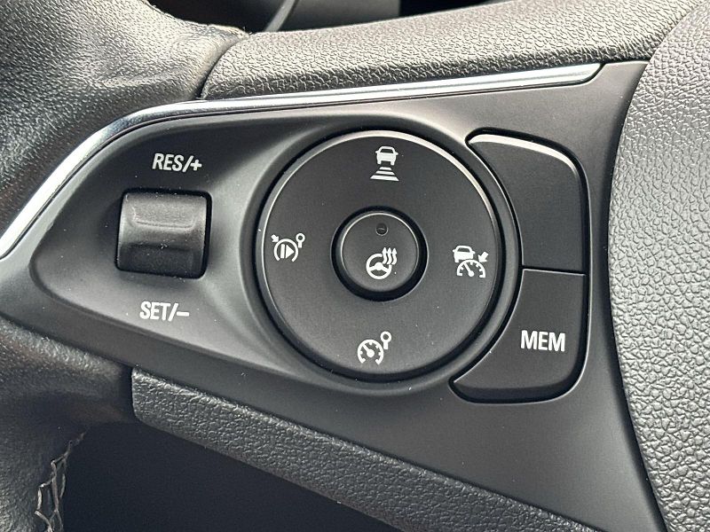 Opel Mokka (2022) 1.2 Turbo AT Ultimate - fotka 18 z 28