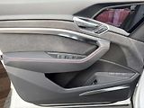 Audi SQ8 (2024) SQ8 370KW PANO Bang & Olufsen - náhled 11