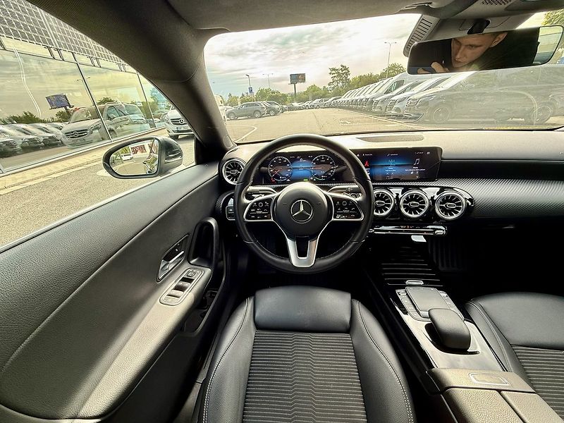 Mercedes-Benz CLA (2022) 250 e - fotka 18 z 38