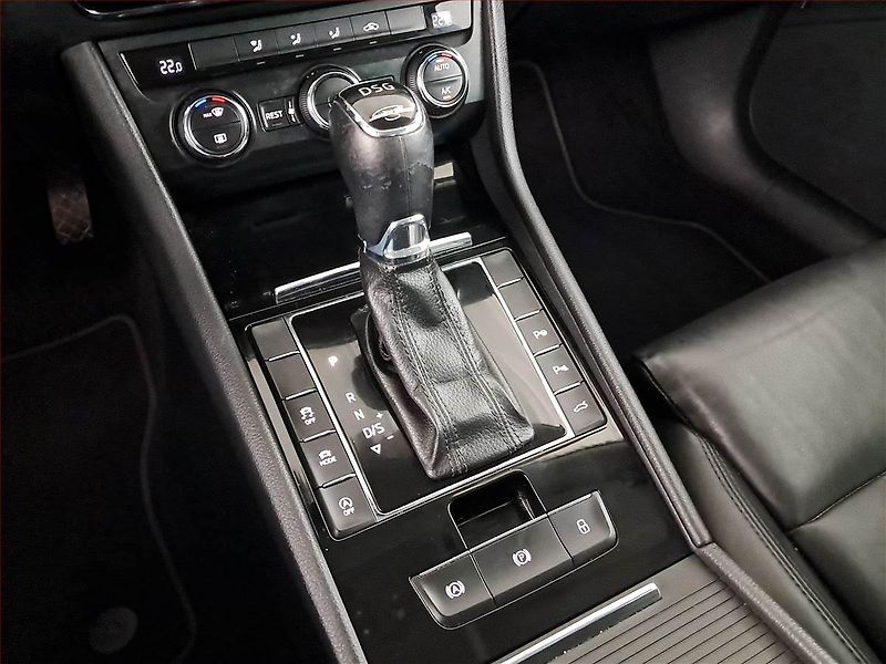Škoda Superb (2016) Laurin&Klement 2.0 TDI - fotka 13 z 24