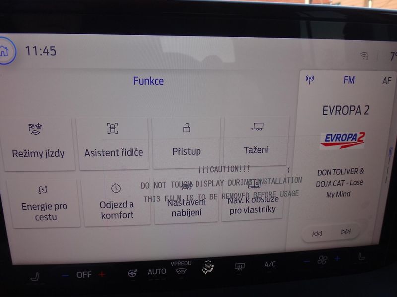 Ford Tourneo Courier (2025) Titanium 43kWh 100kW 136k EV - fotka 27 z 30