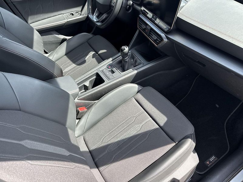Cupra Formentor (2022) 1.5 TSI - fotka 9 z 32
