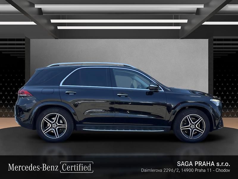 Mercedes-Benz GLE 350d 4MATIC AMG Line - fotka 3 z 21