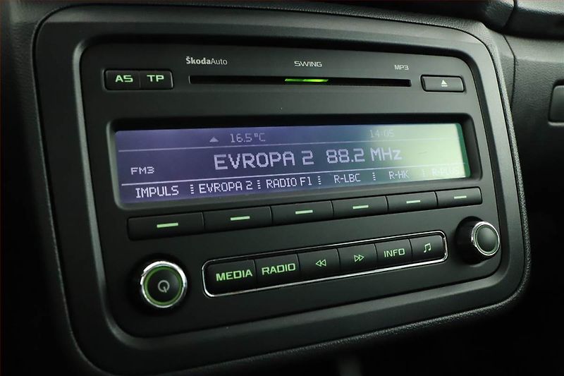 Škoda Fabia (2014) 1.2 TSI, ČR,1.maj, Tempomat - fotka 9 z 15