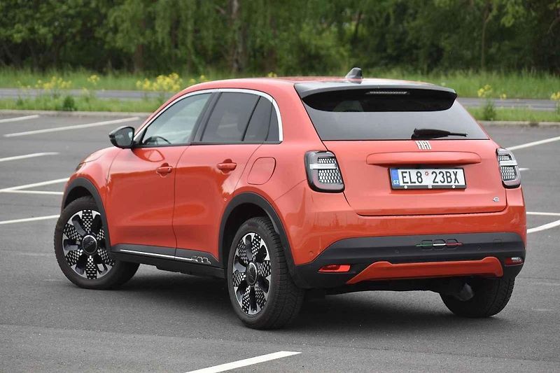 Fiat přiváží nový model se starým označením. Určený je pro menší rodiny ve městech