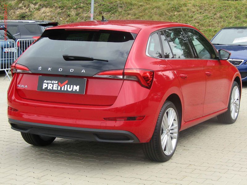 Škoda Scala (2023) 1.0 TSi, 2.maj,ČR, LED - fotka 4 z 18
