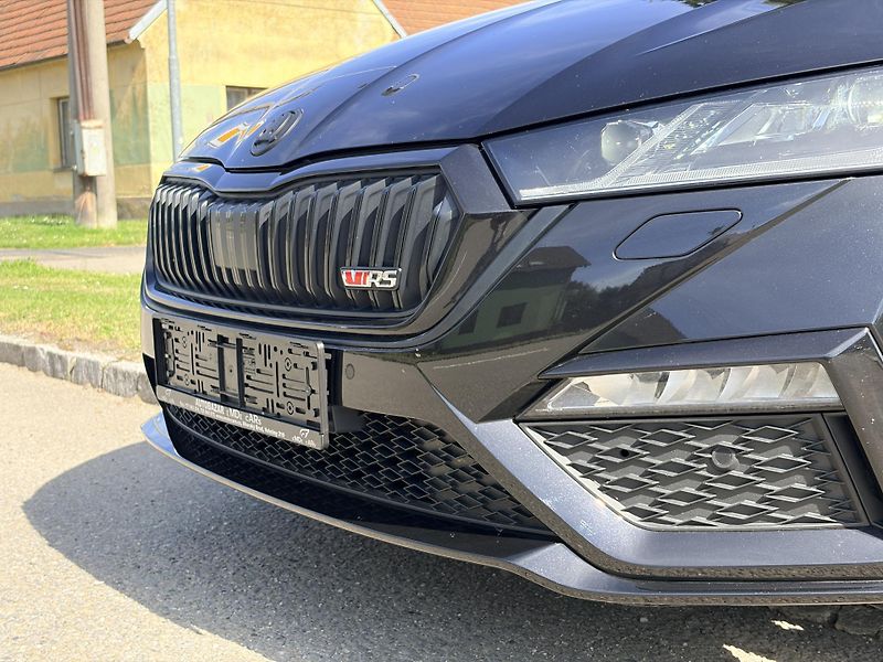 Škoda Octavia RS 180KW MATRIX CANTON HUD - fotka 11 z 54
