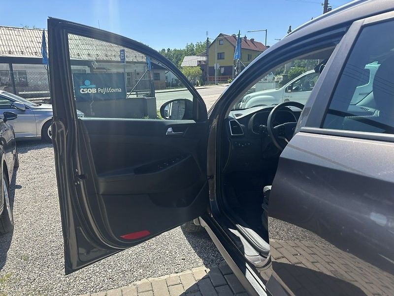Hyundai Tucson 1.6  130kW - fotka 20 z 30