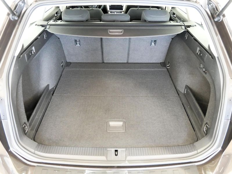 Volkswagen Passat - fotka 24 z 25