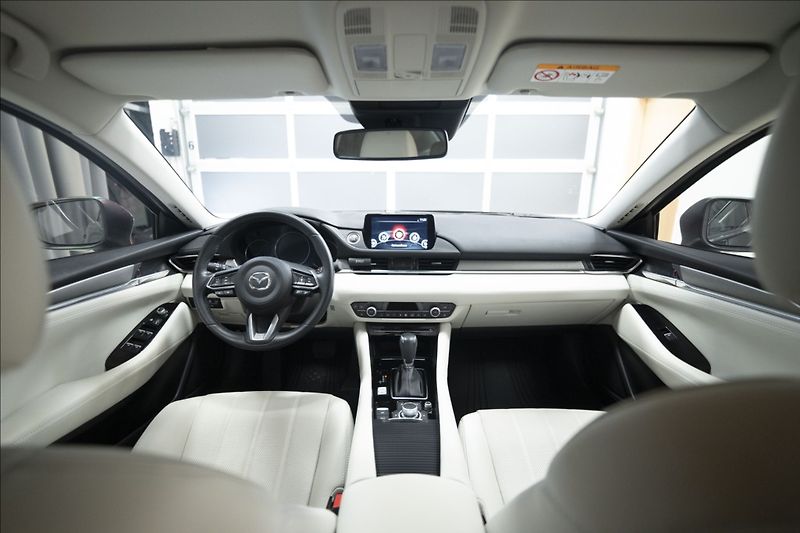 Mazda 6 2,5 SKYACTIV-G AT NAVI KŮŽE ČR - fotka 13 z 44