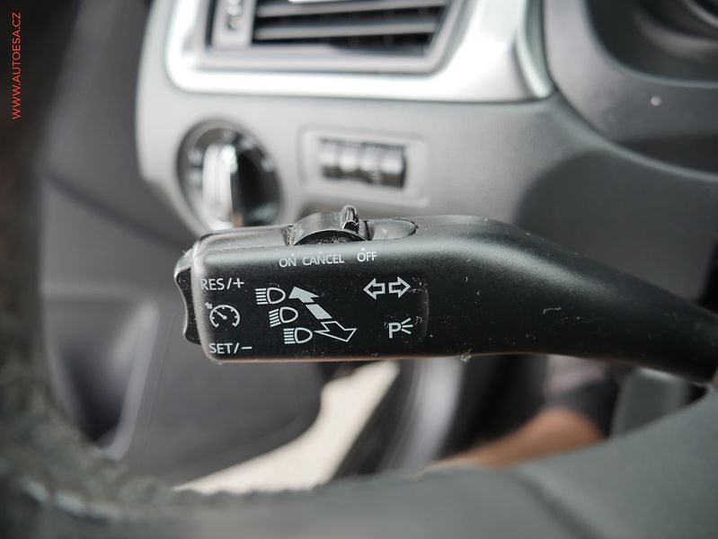 Škoda Rapid (2013) 1.6TDi, Ambition, STK4/28 - fotka 14 z 19