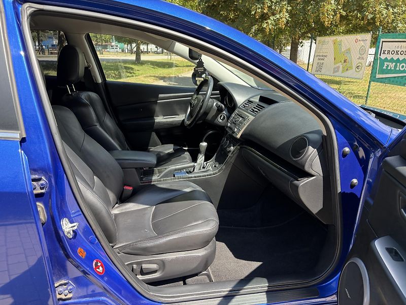 Mazda 6 2.5 Top Sport - fotka 22 z 31