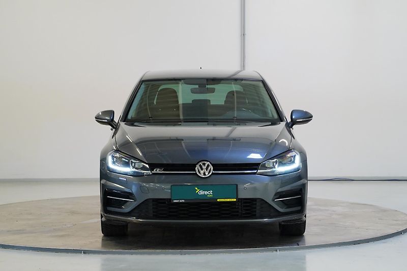 Volkswagen Golf - fotka 4 z 28