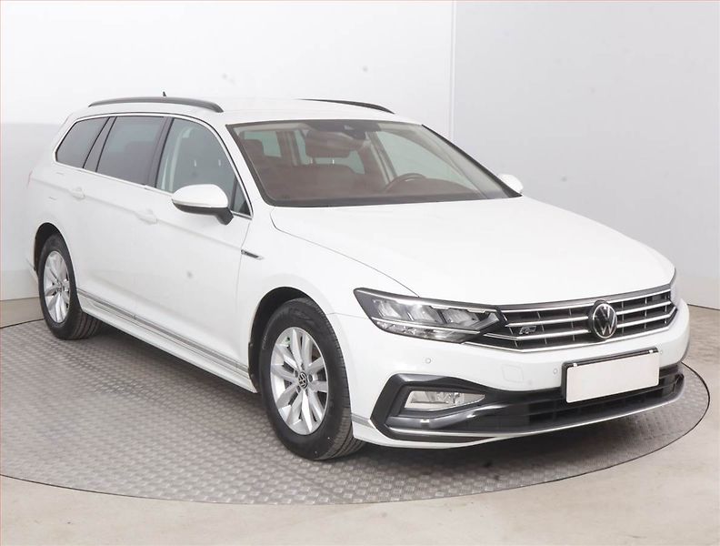 Volkswagen Passat (2021) Business 1.5 TSI, Serv.kniha - fotografie inzerátu