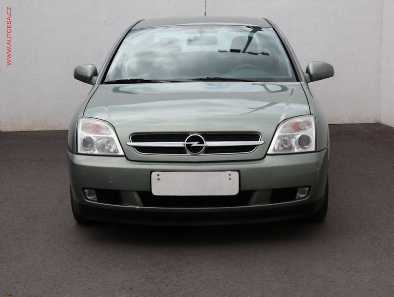Opel Vectra (2004) 1.8i, ČR - fotka 2 z 3