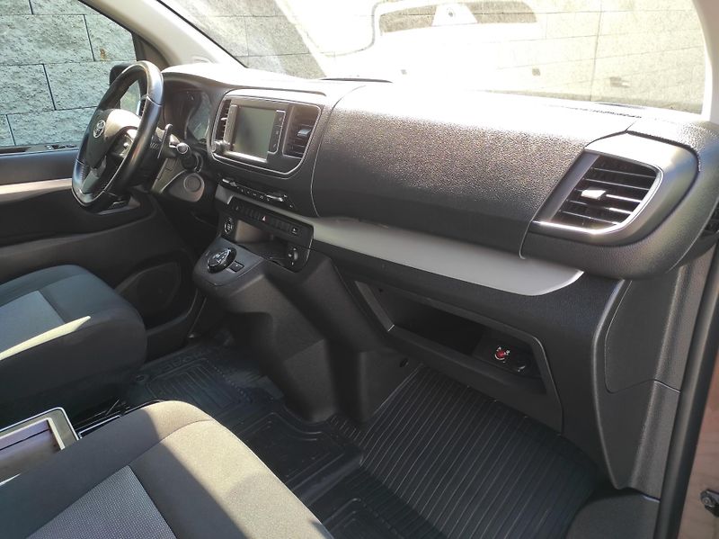 Toyota ProAce Verso 2,0D-4D130kW,L2, Shuttle,ČR - fotka 19 z 44