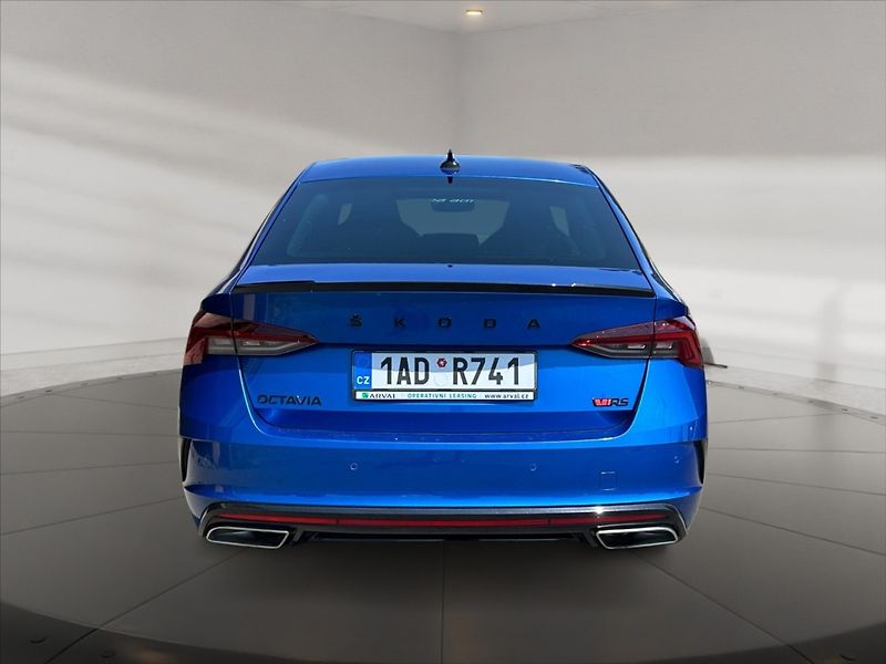 Škoda Octavia 2,0 TSI RS - fotka 5 z 11