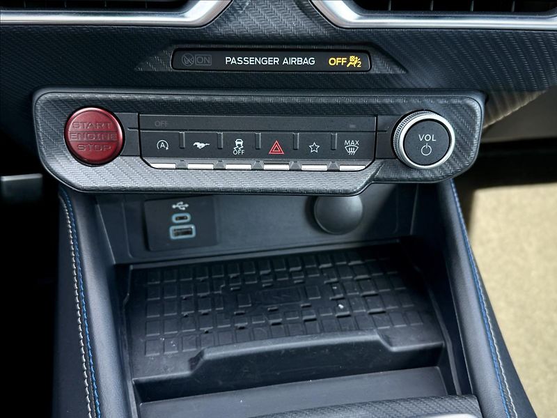 Ford Mustang 5,0 V8 328kW GT California AUT - fotka 49 z 51