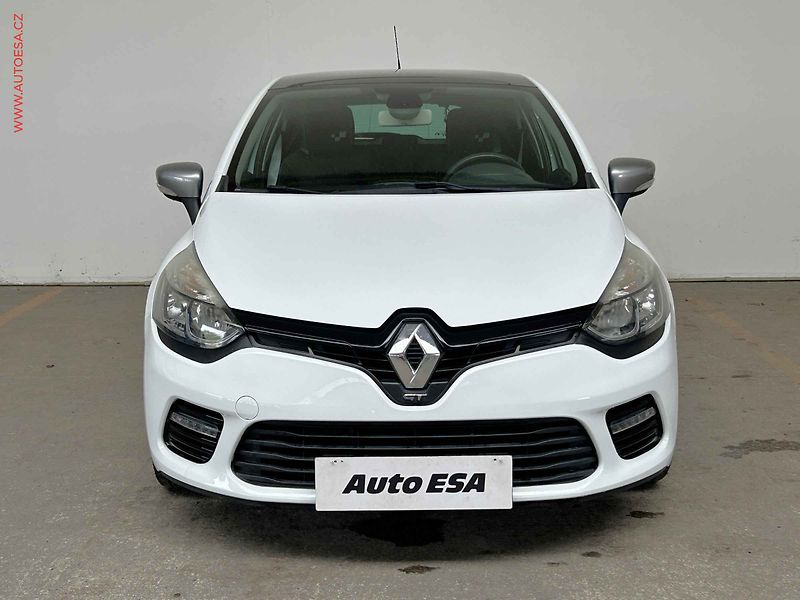 Renault Clio (2016) 1.2TCe, GT Line, AT, panor - fotka 2 z 16