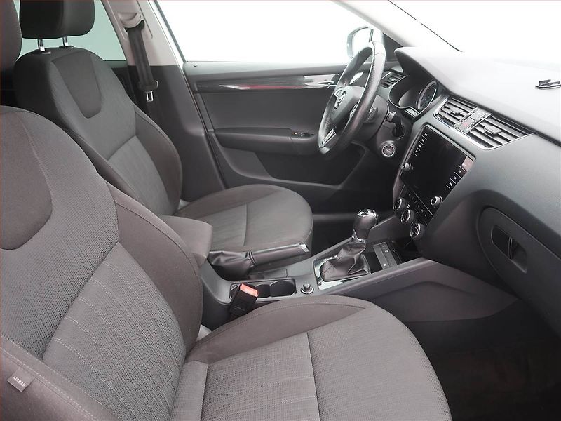 Škoda Octavia (2018) Style 1.5 TSI, Automat - fotka 9 z 19