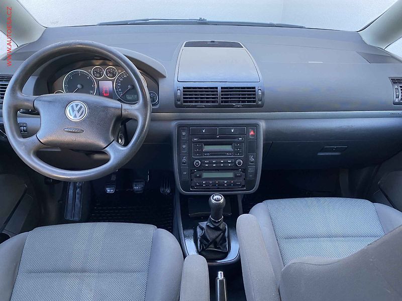 Volkswagen Sharan (2006) 1.9 TDi, Trendline - fotka 8 z 14