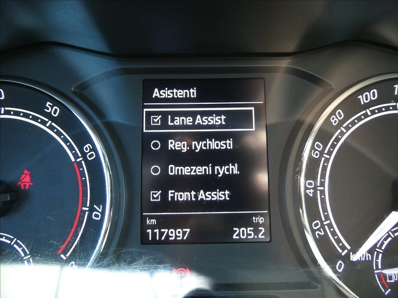 Škoda Scala 1,0 TSi 70kW serviska, DPH, ČR - fotka 34 z 41
